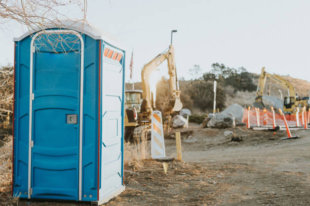 Best Portable restroom trailer rental  in Bloomfield, NM